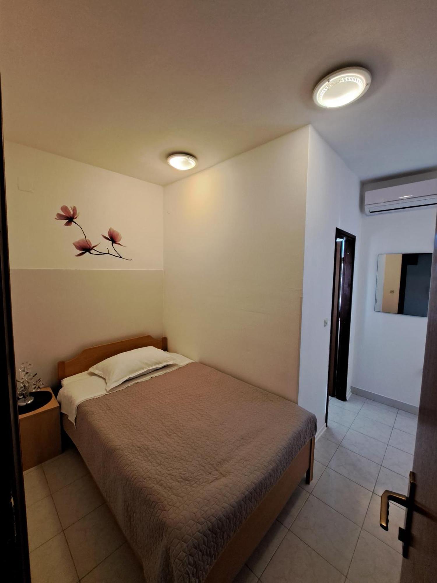 Guest House Krsevan Zadar Eksteriør bilde